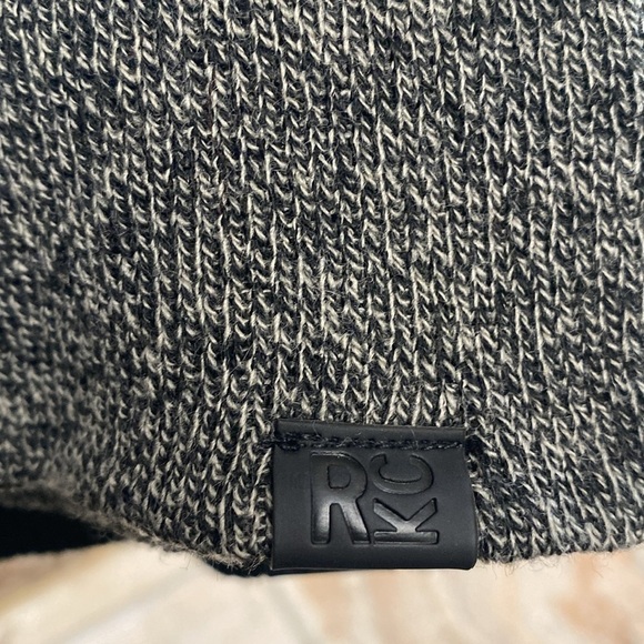 NWT Reaction Kenneth Cole Winter Hat Bundle Mens 2 hats warm soft unisex OS - Picture 4 of 4